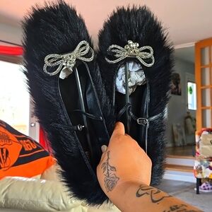 Cute Fluffy Rhinestone Bow Decor Single Buckle Flat Slippers/Shoes